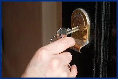 Advantage Locksmith Store Jacksonville, FL 904-495-0312 - 7-door-unlock